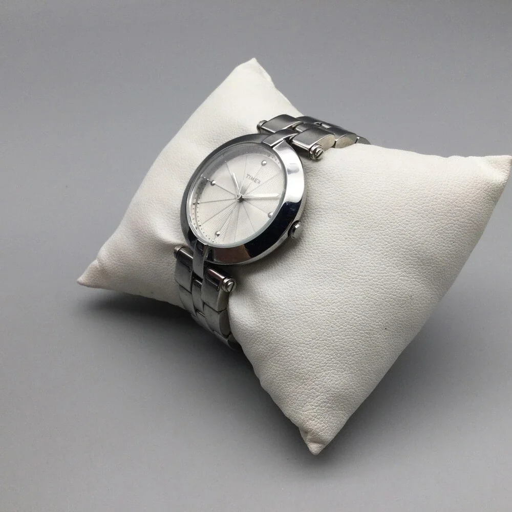Timex Greenwich Womens Watch 32mm Silver Dial Stainless New Battery 6
